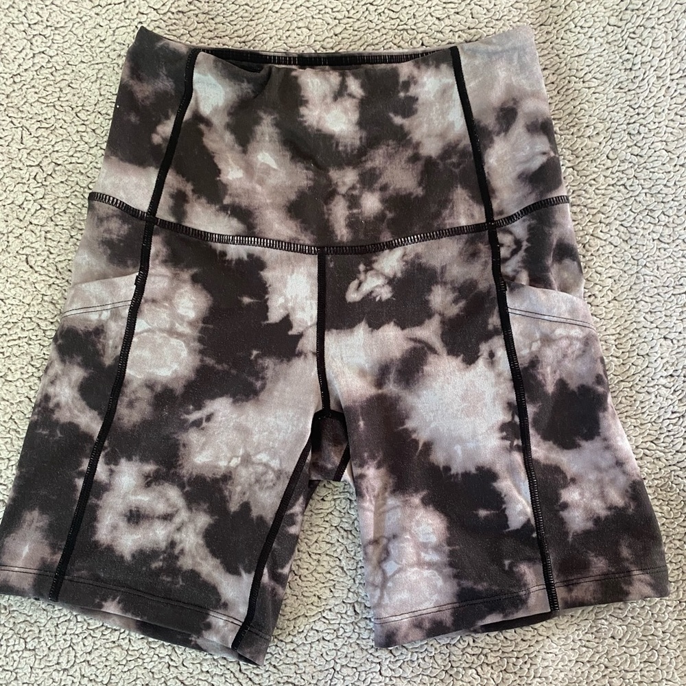Z by Zella workout shorts